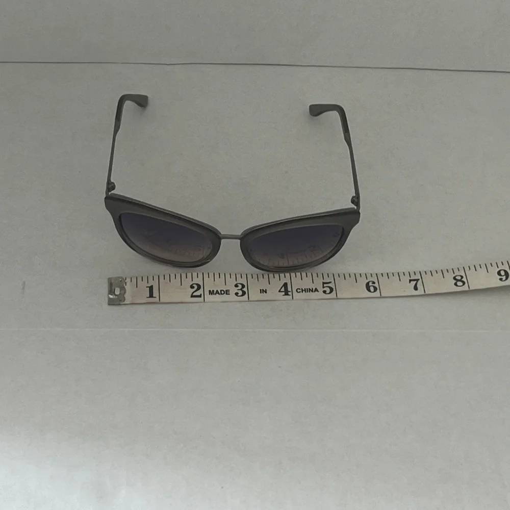 Tom Ford Emma TF 461 59B Grey Sunglasses With‎ Case.